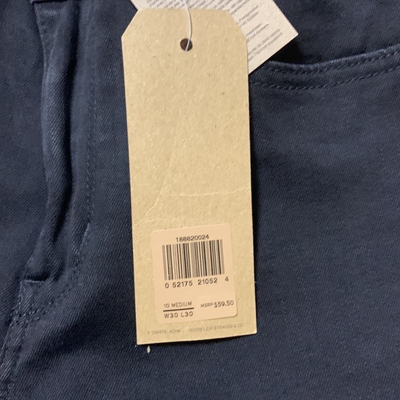 BNWT women’s black 721 Levi’s high-rise skinny jeans. Size 30/10 - Picture 5 of 7